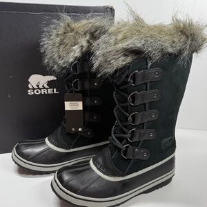 NIB Sorel Joan of Arctic Black Suede Leather Faux Fur Tall Winter Boots Size: 8